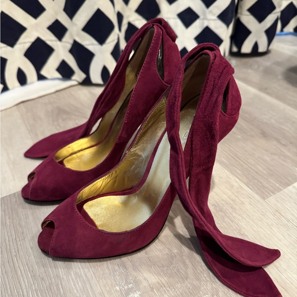 BEBE Suede Burgundy Peep-Toe Heels in size 5M